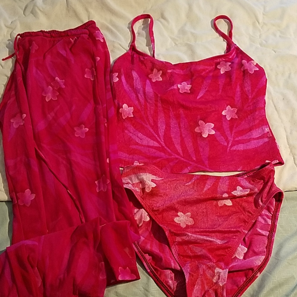 Swim suit